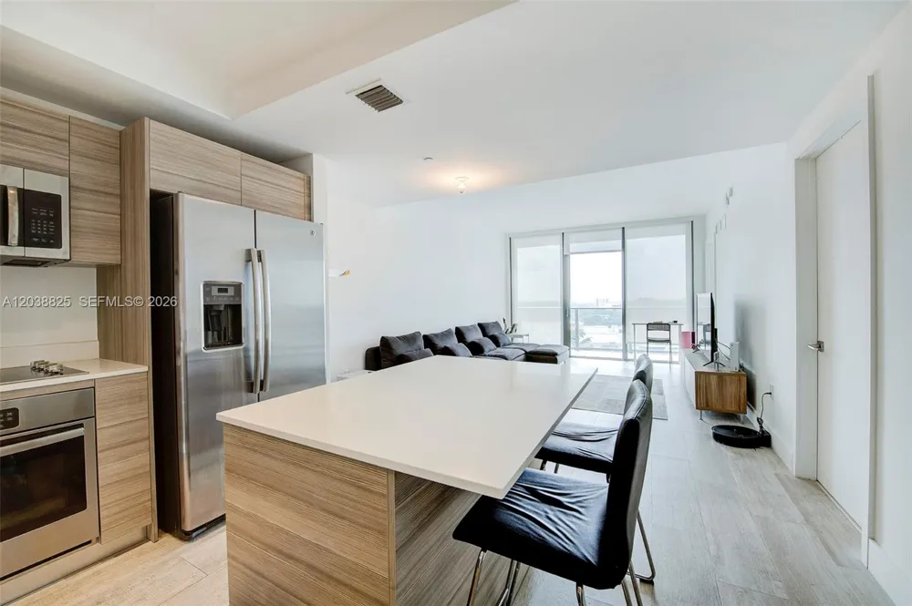 121 NE 34th St #1111 Miami, FL 33137