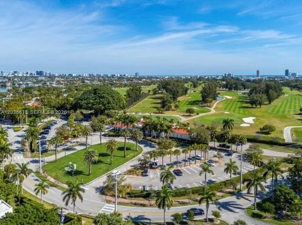 39 Shore Dr Miami Beach, FL 33141