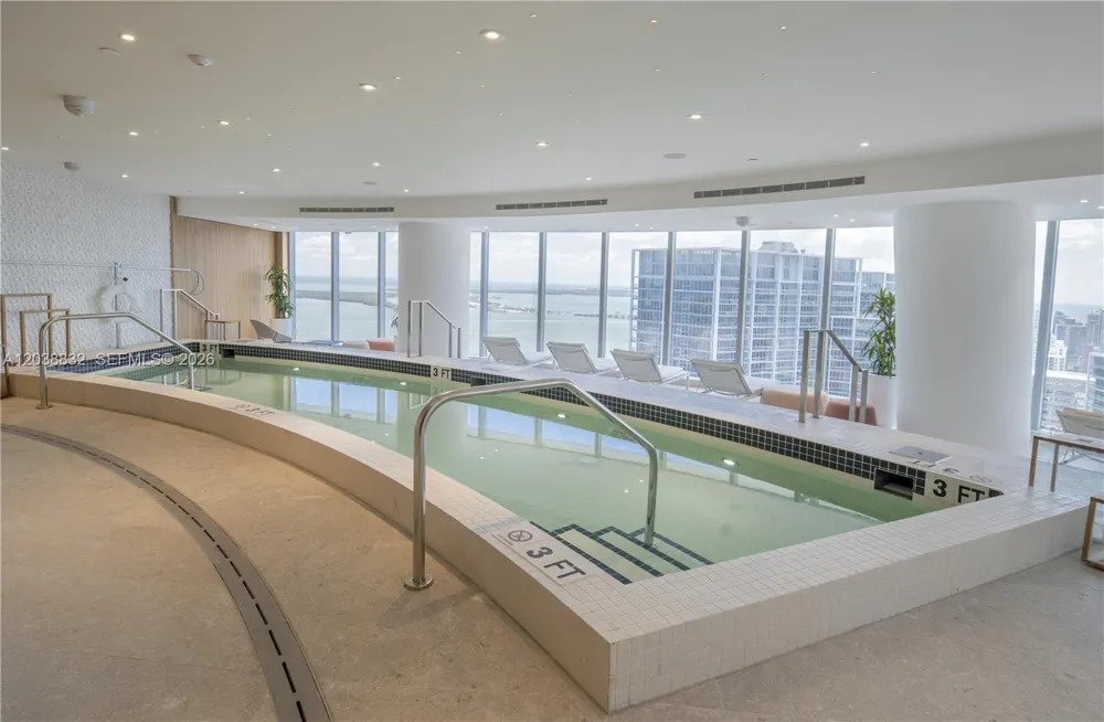 300 Biscayne Boulevard Way #4007W Miami, FL 33131