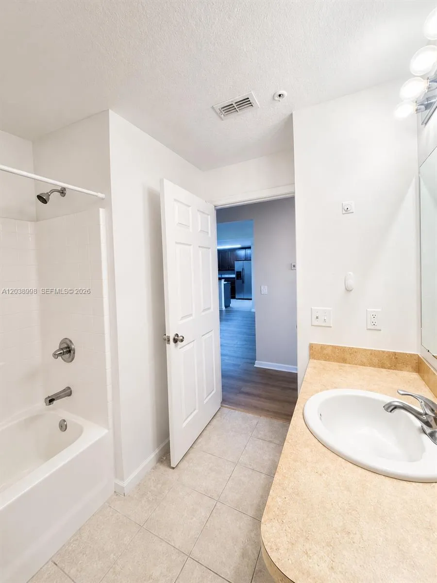 4026 MEANDER PL #208 Rockledge, FL 32955
