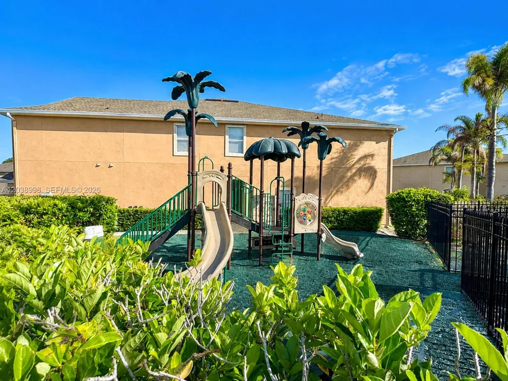 4026 MEANDER PL #208 Rockledge, FL 32955