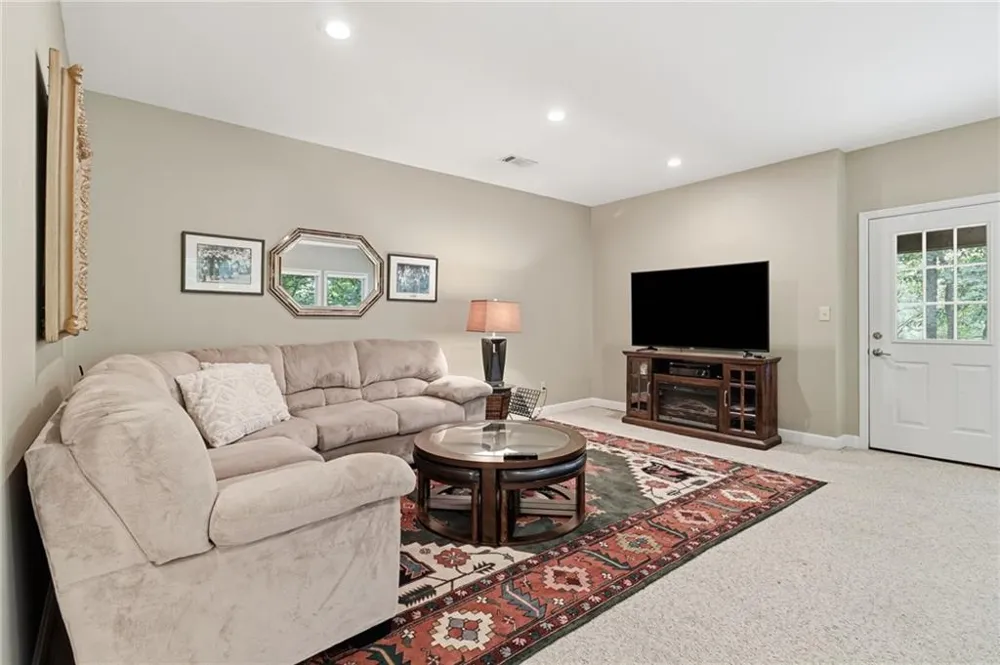 52 Swallow Point Big Canoe, GA 30143