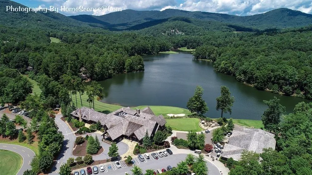 52 Swallow Point Big Canoe, GA 30143