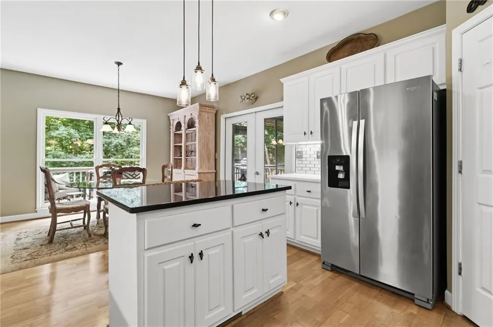 52 Swallow Point Big Canoe, GA 30143