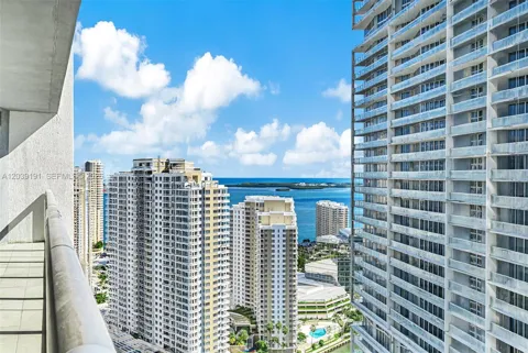 475 Brickell Ave #3113