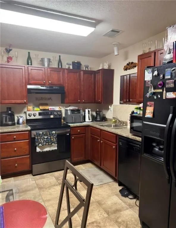 1727 Old Dogwood Jonesboro, GA 30238