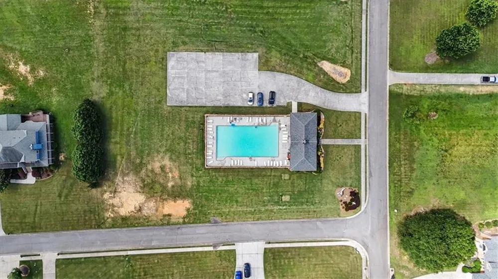 62 River Walk Parkway Euharlee, GA 30145