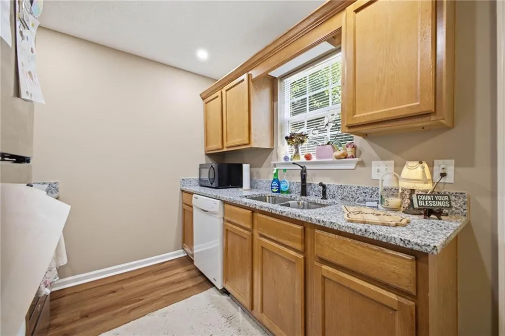 18 Princeton Place Drive Adairsville, GA 30103