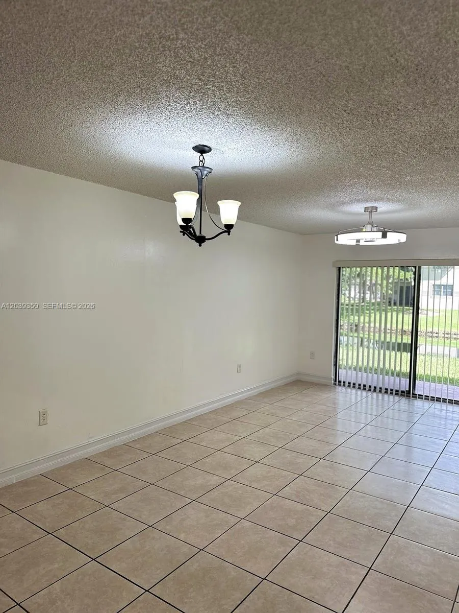 9953 NW Nob Hill Pl #9953 Sunrise, FL 33351