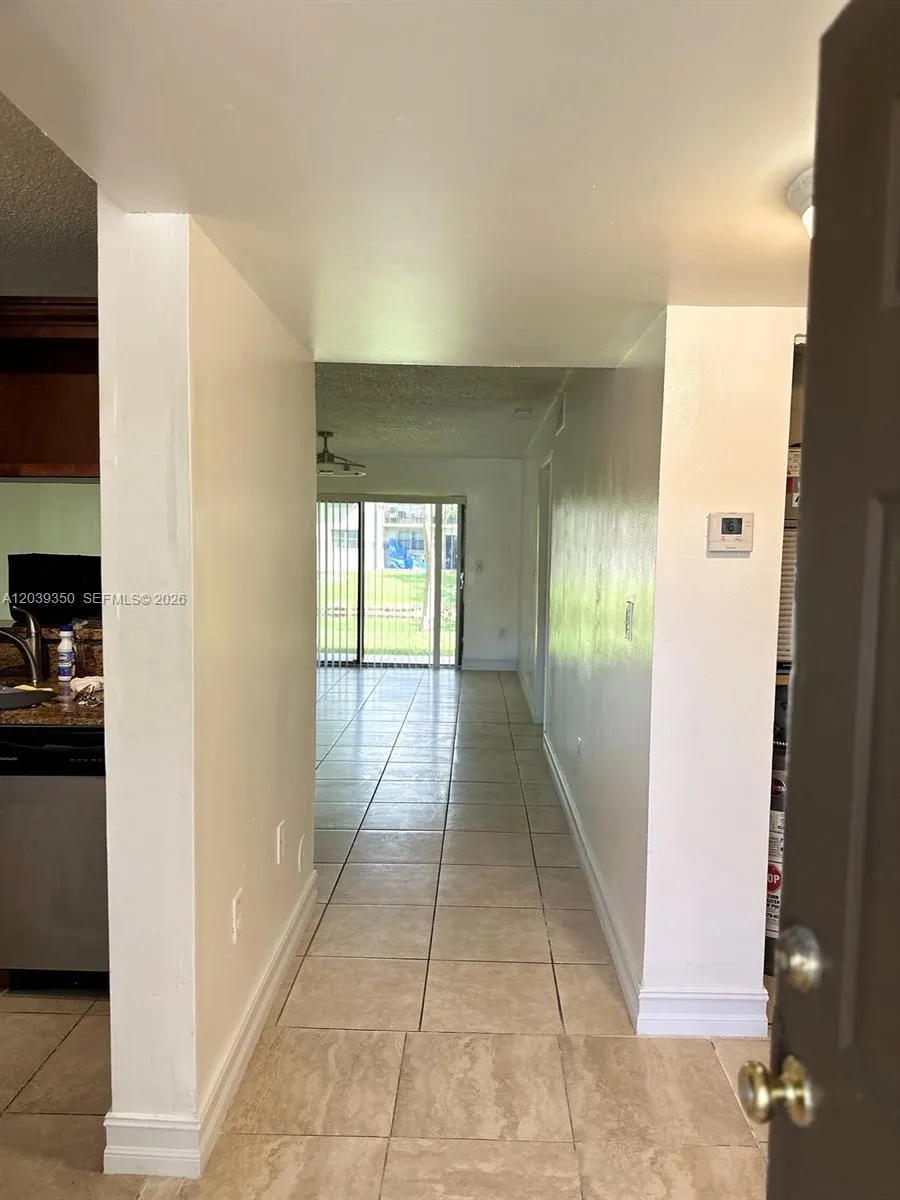 9953 NW Nob Hill Pl #9953 Sunrise, FL 33351