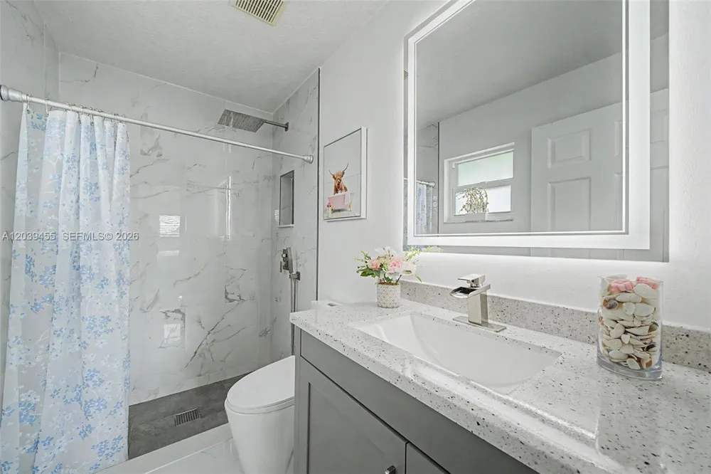 4224 Lake Vista Sebring, FL 33875