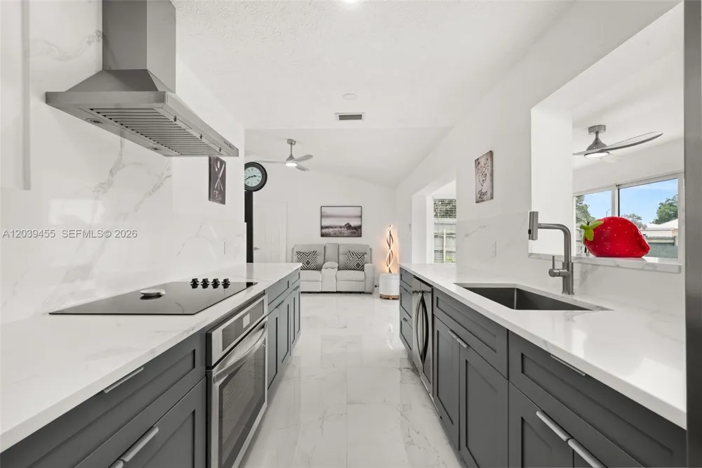 4224 Lake Vista Sebring, FL 33875