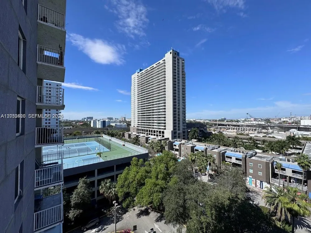800 Miami Ave #E-1008 Miami, FL 33136