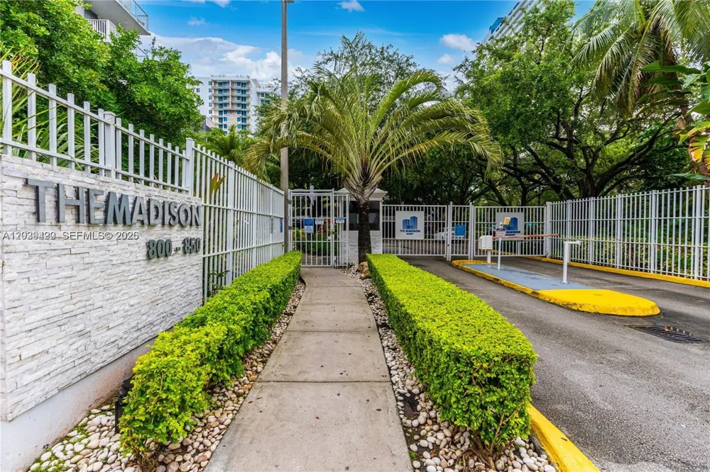 800 Miami Ave #E-1008 Miami, FL 33136