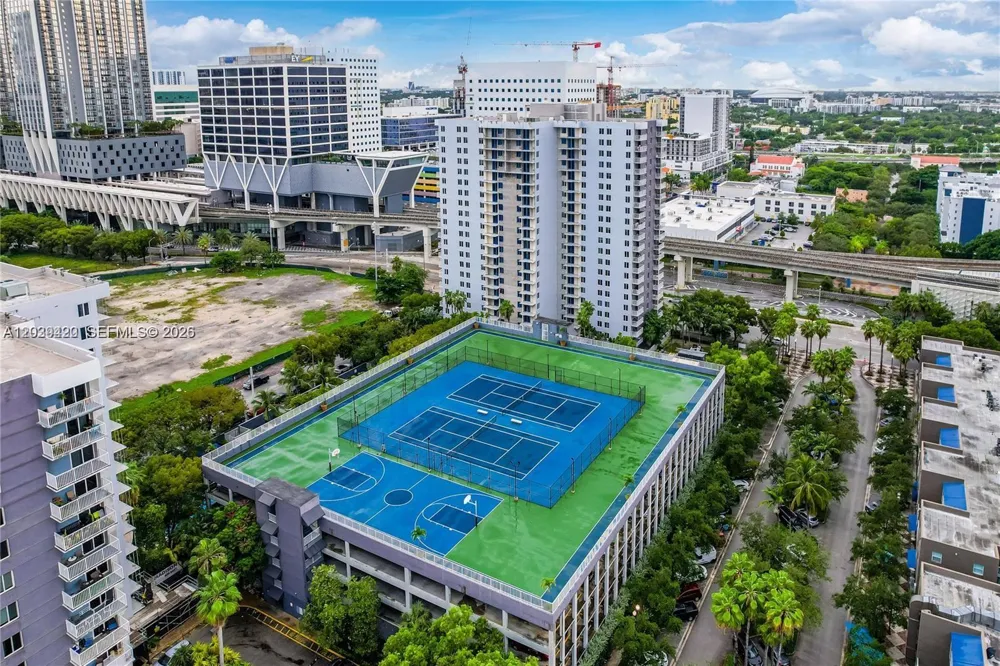 800 Miami Ave #E-1008 Miami, FL 33136
