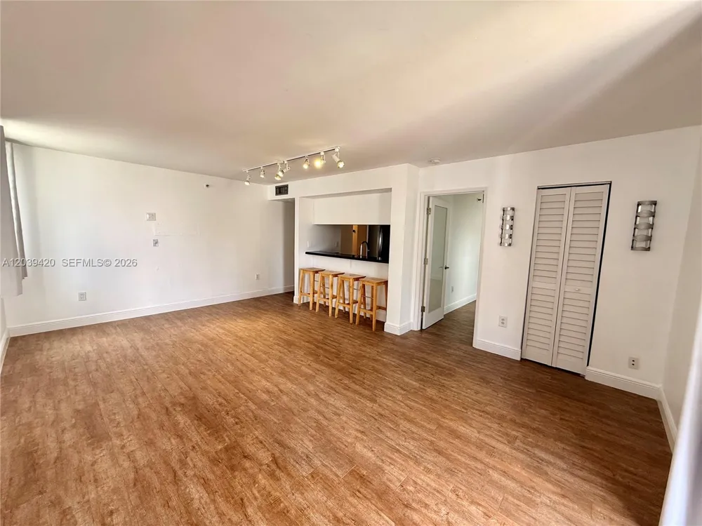 800 Miami Ave #E-1008 Miami, FL 33136
