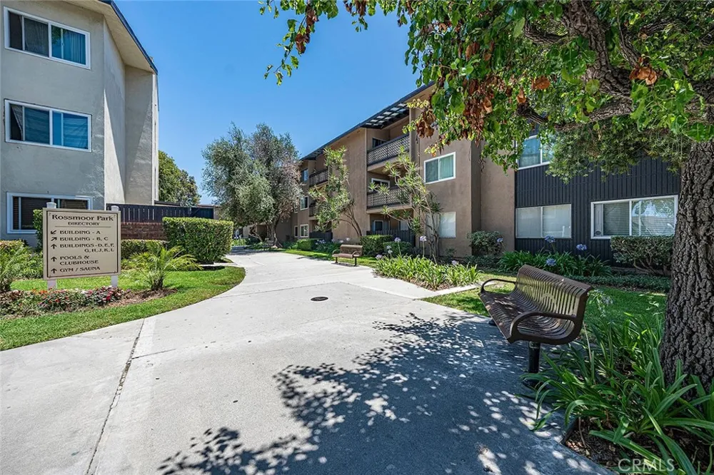 12200 Montecito Road #D319 Seal Beach, CA 90740
