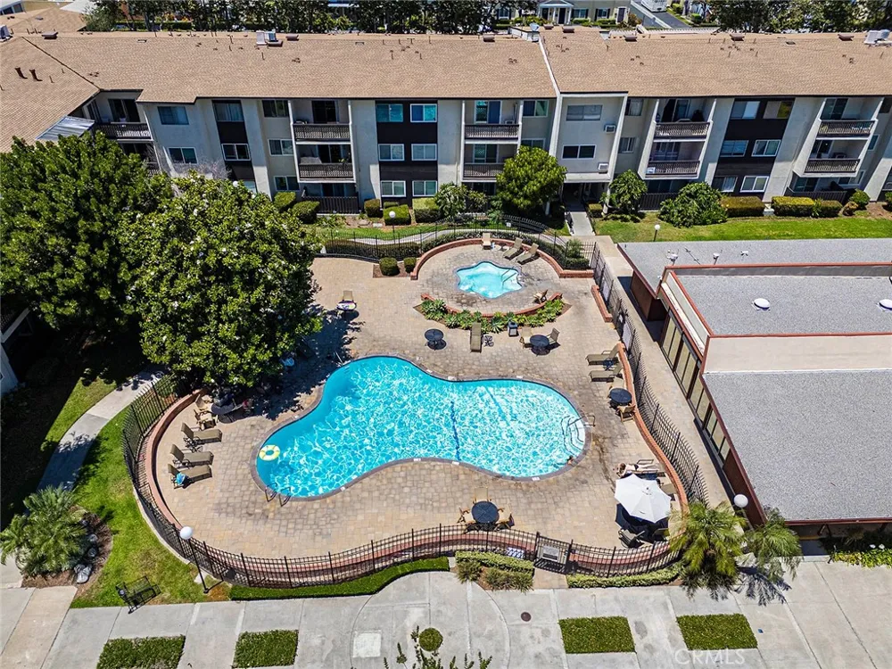 12200 Montecito Road #D319 Seal Beach, CA 90740
