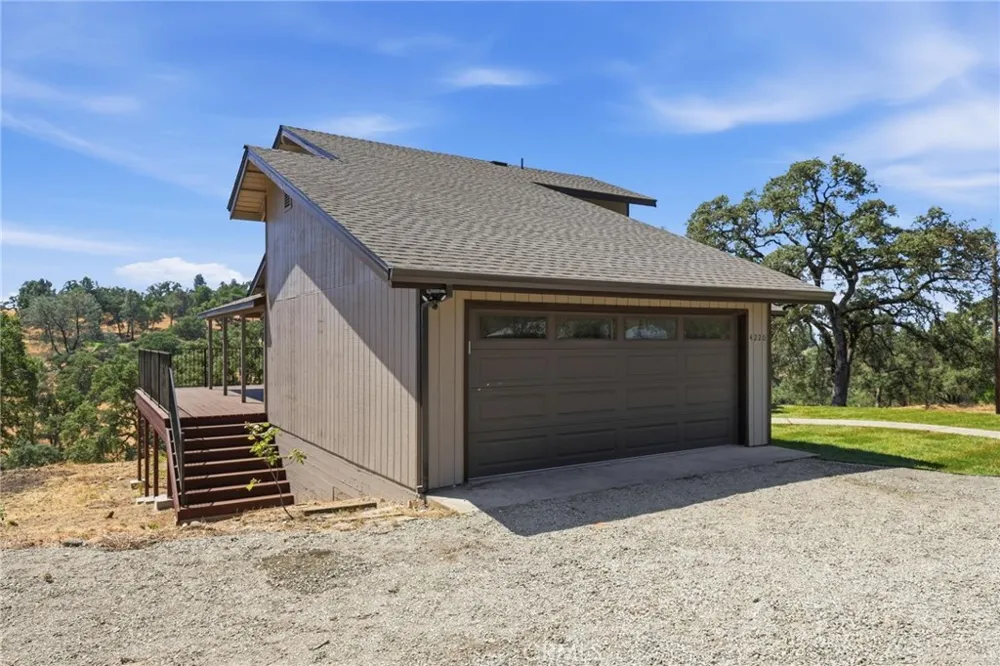 4220 Oro Dam Boulevard E Oroville, CA 95966