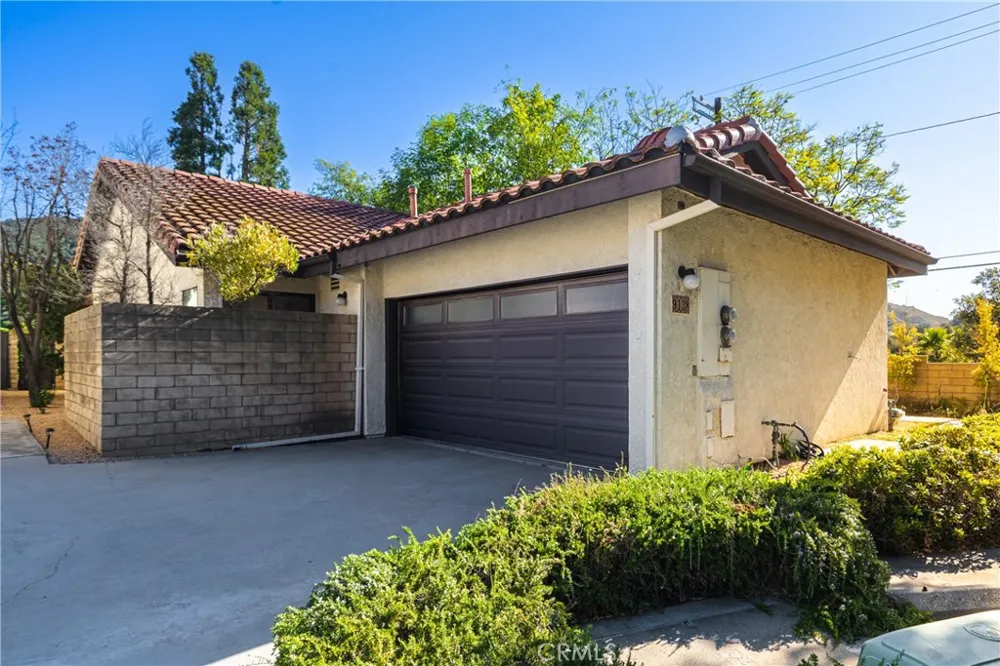 9138 Tujunga Canyon Tujunga, CA 91042