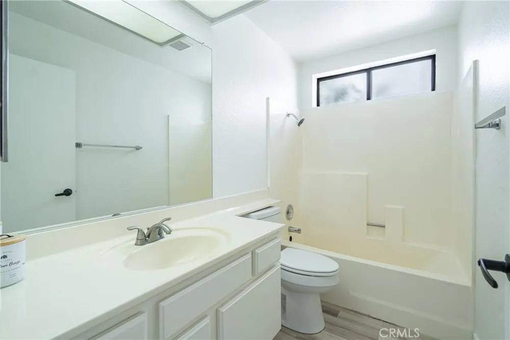 9138 Tujunga Canyon Tujunga, CA 91042