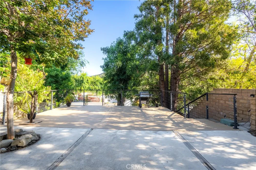 9138 Tujunga Canyon Tujunga, CA 91042