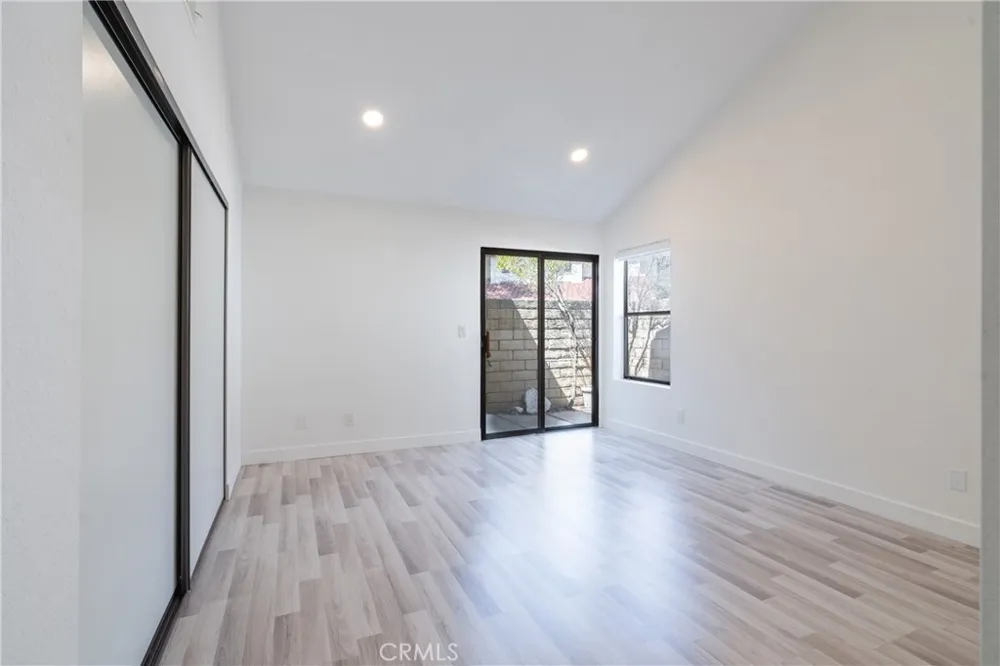 9138 Tujunga Canyon Tujunga, CA 91042