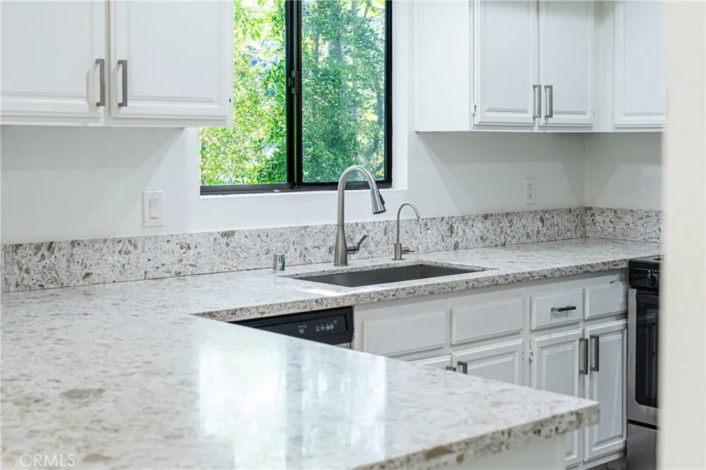 9138 Tujunga Canyon Tujunga, CA 91042