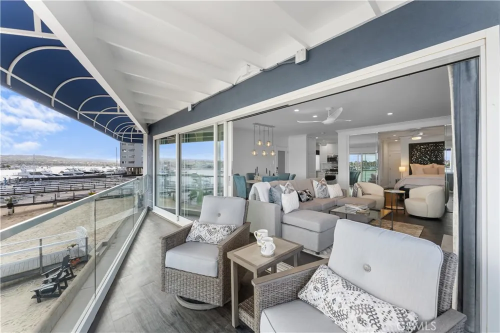 215 E Edgewater Newport Beach, CA 92661