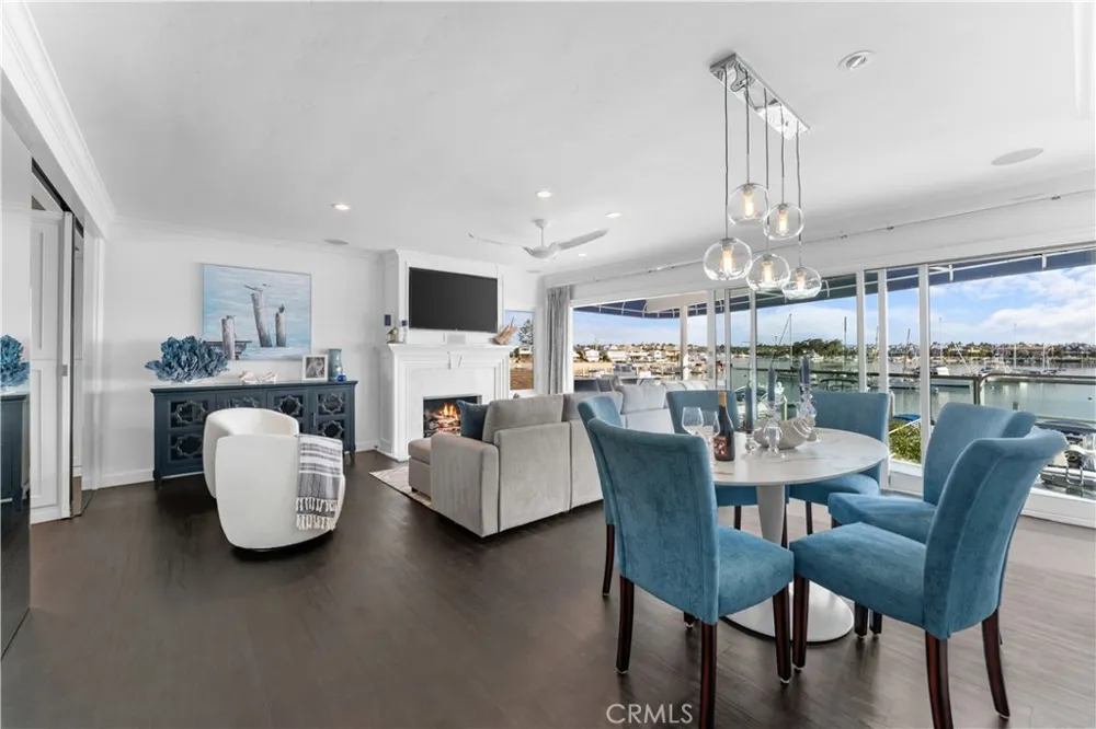 215 E Edgewater Newport Beach, CA 92661