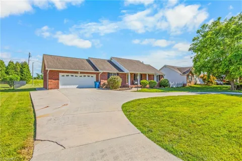 128 Meadowview Road