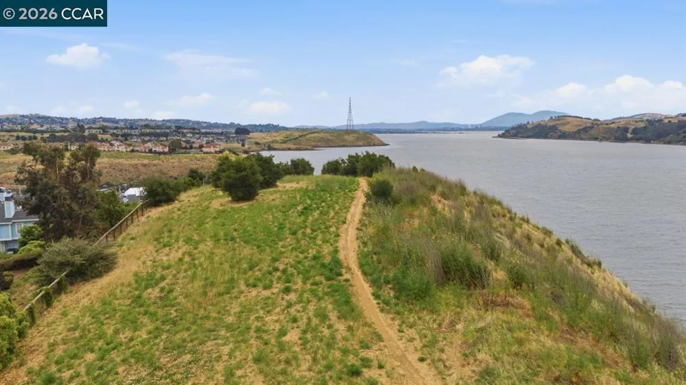 801 Timbercove St #4 Vallejo, CA 94591