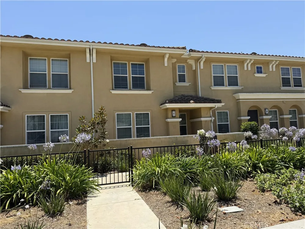 1690 Heywood #C Simi Valley, CA 93065
