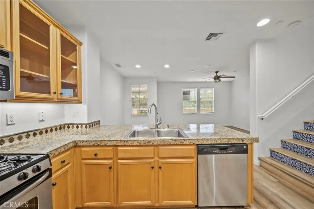 1690 Heywood #C Simi Valley, CA 93065