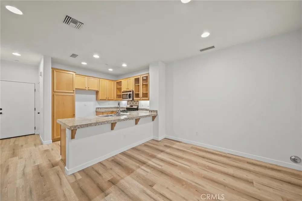 1690 Heywood #C Simi Valley, CA 93065