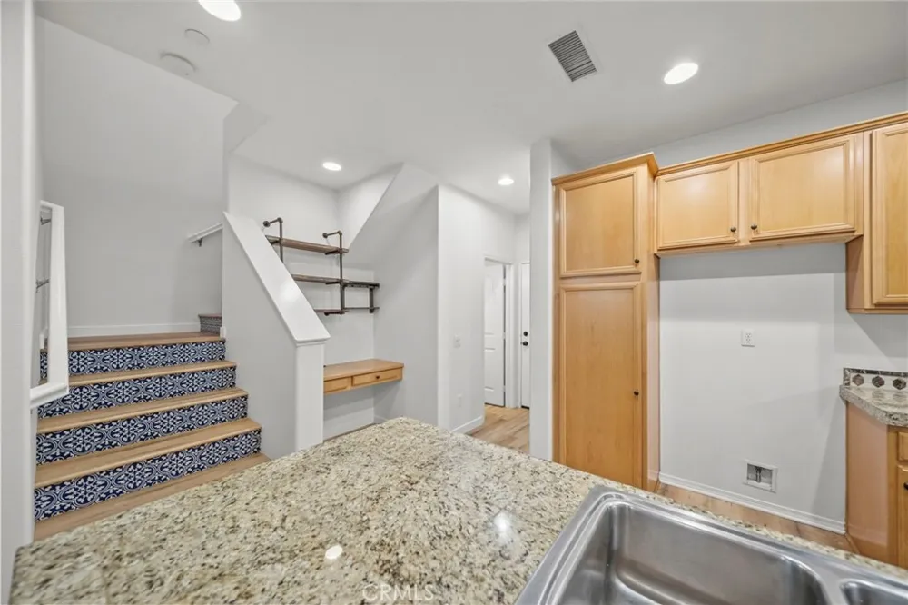 1690 Heywood #C Simi Valley, CA 93065