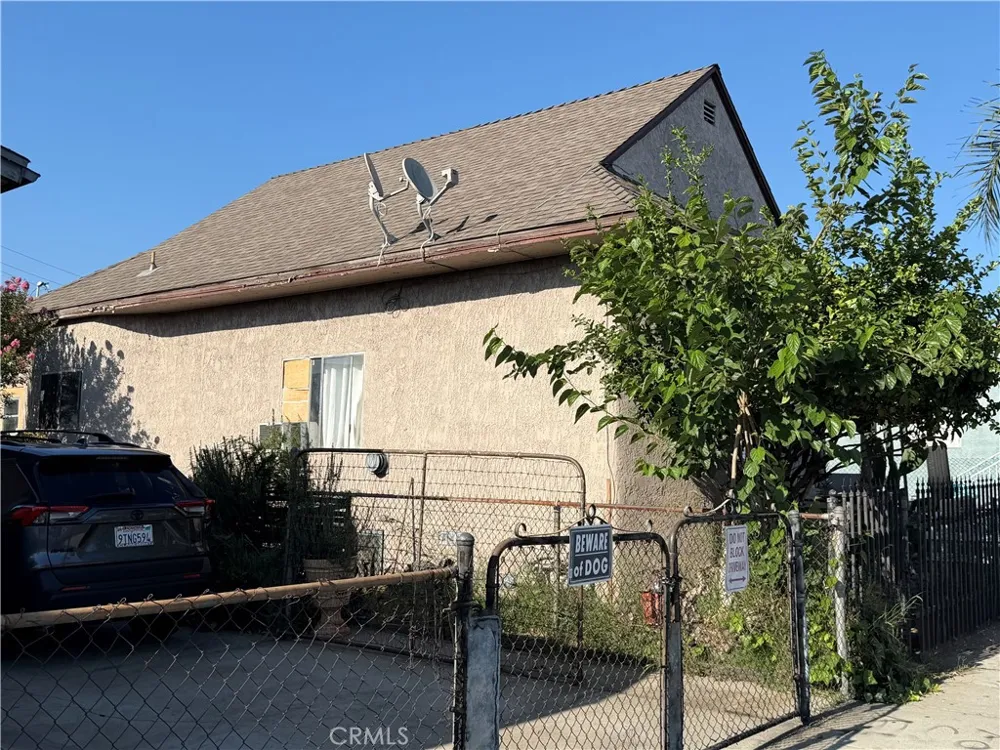 4227 E Cesar E Chavez Los Angeles, CA 90063