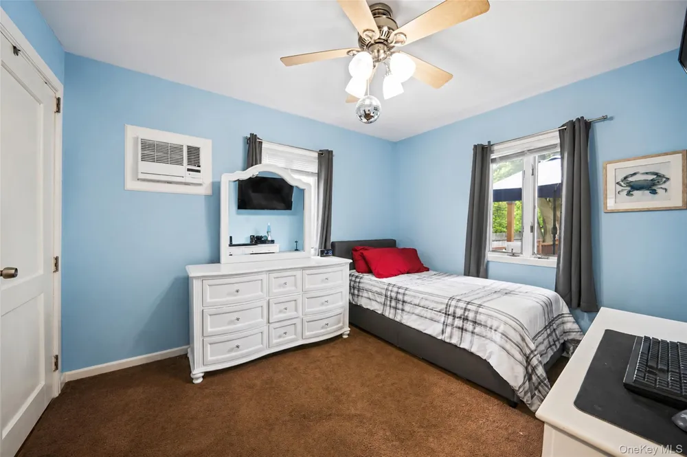 1333 Boston Avenue Bay Shore, NY 11706