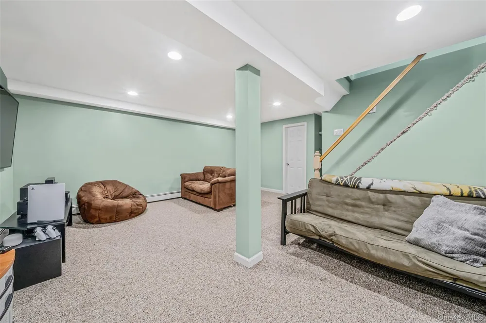 1333 Boston Avenue Bay Shore, NY 11706