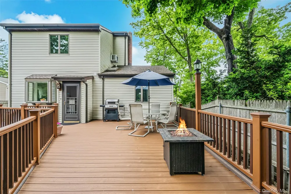 1333 Boston Avenue Bay Shore, NY 11706