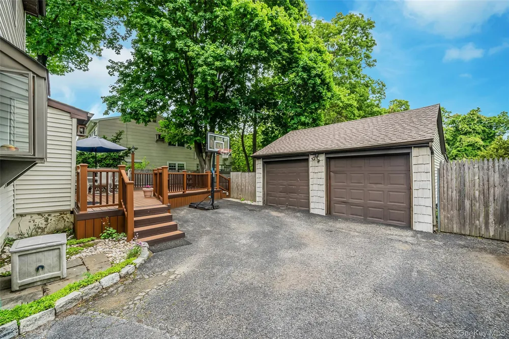 1333 Boston Avenue Bay Shore, NY 11706