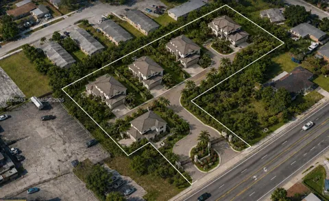 147 NW 31 Ave