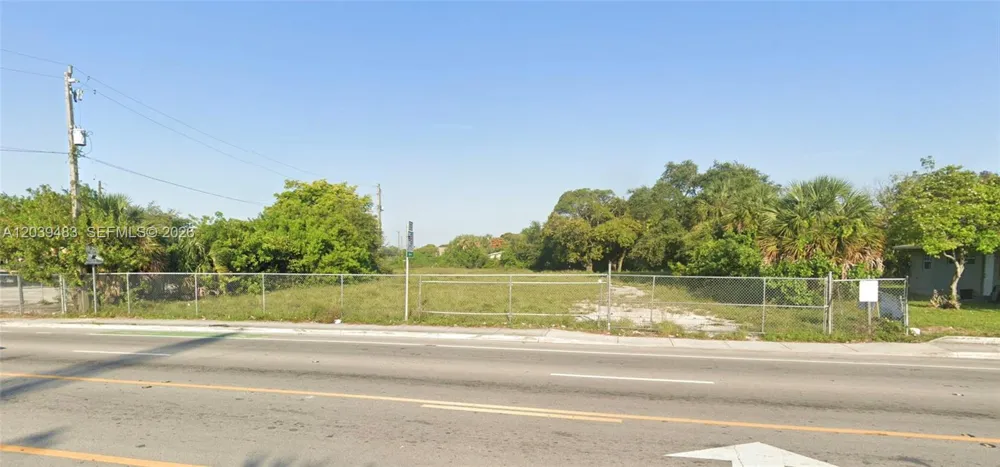 147 NW 31 Ave Lauderhill, FL 33311