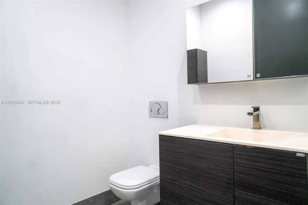 21025 NE 38th #81 Aventura, FL 33180