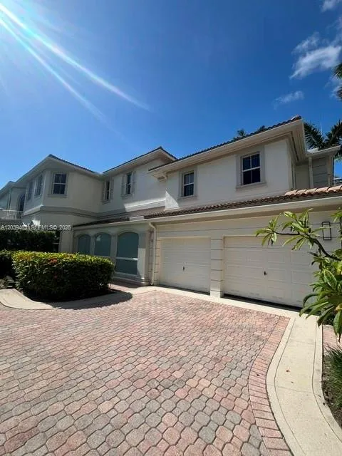 21025 NE 38th #81 Aventura, FL 33180