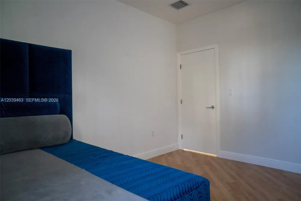 21025 NE 38th #81 Aventura, FL 33180