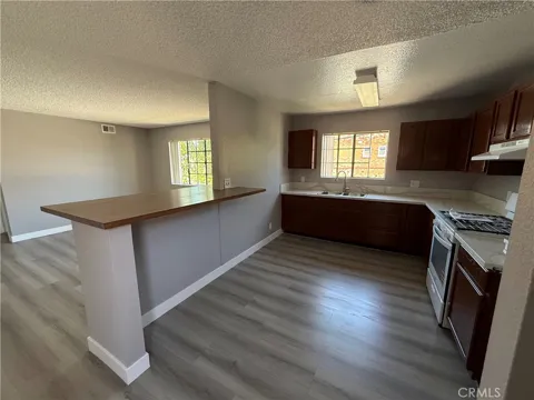 211 Magnolia #205