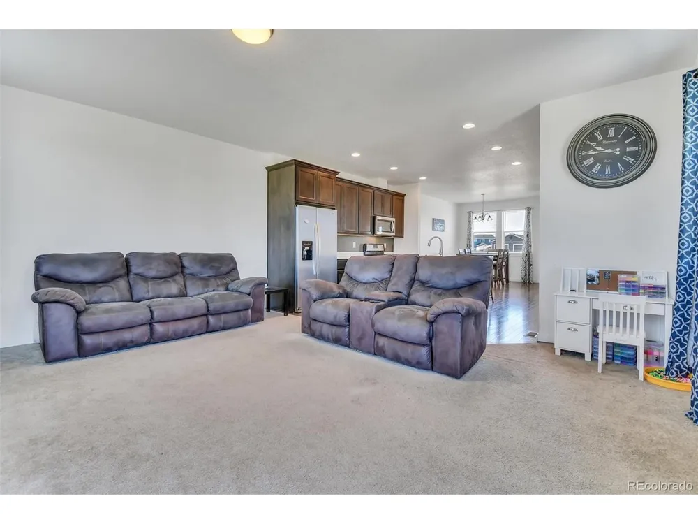 525 Foxtail Drive Hudson, CO 80642
