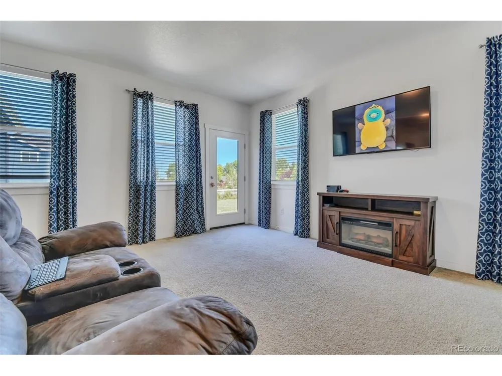 525 Foxtail Drive Hudson, CO 80642