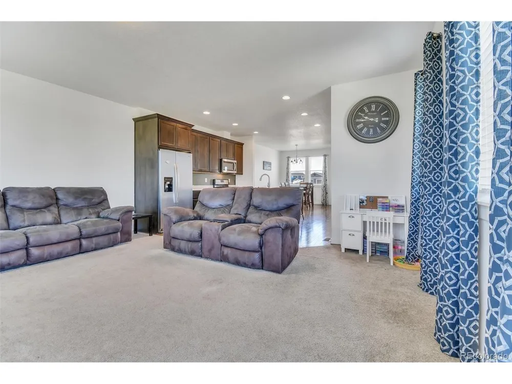 525 Foxtail Drive Hudson, CO 80642
